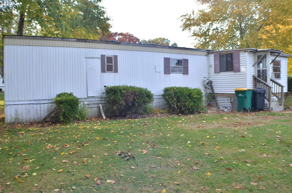 14 S Cranberry Lane Rochester NH 03867