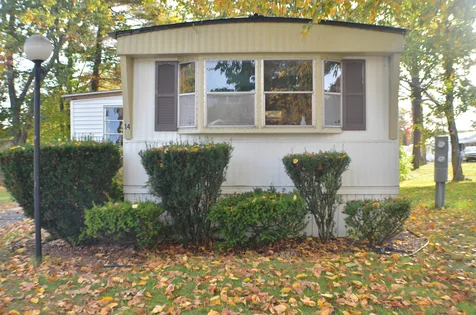 14 S Cranberry Lane Rochester NH 03867
