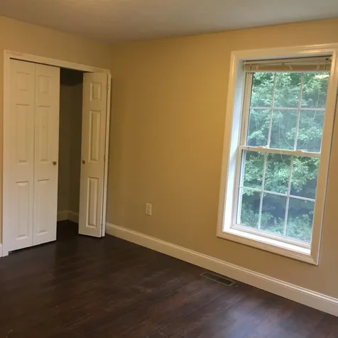 26 Farmer Road Hooksett NH 03106