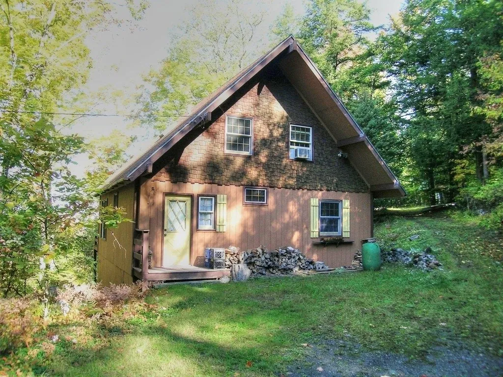386 Singing Cedars Road Orwell VT 05760-9612