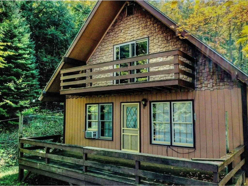 386 Singing Cedars Road Orwell VT 05760-9612