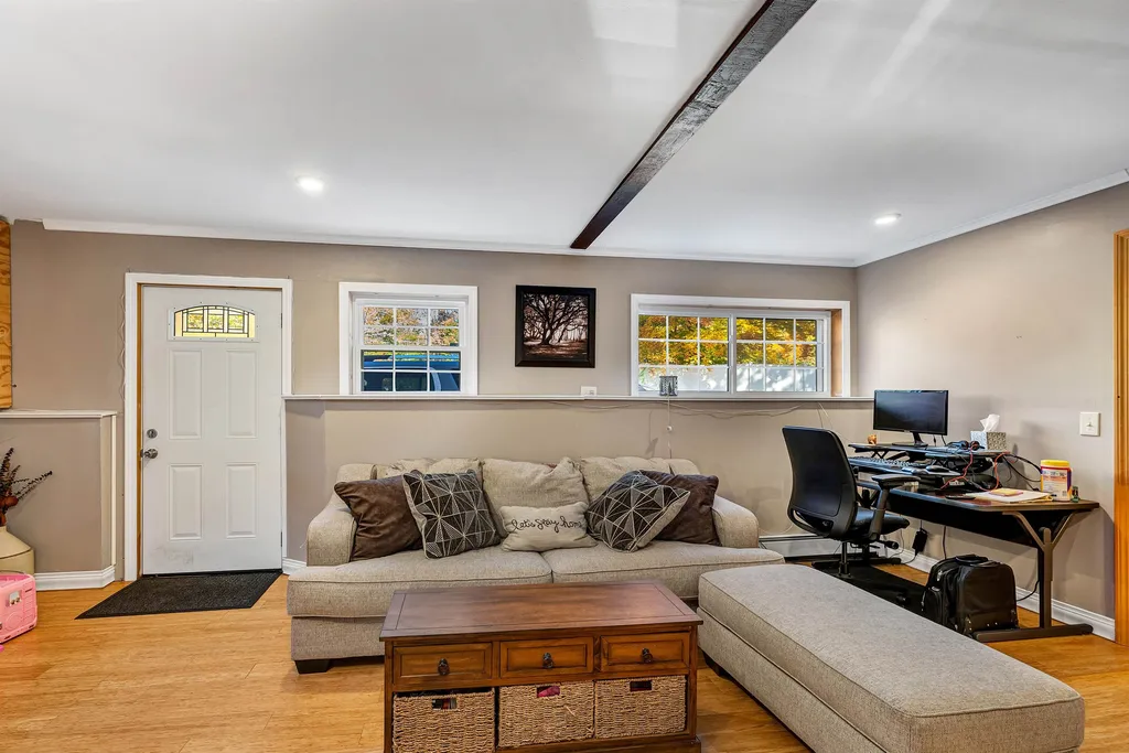 43 Cherub Drive Farmington NH 03835