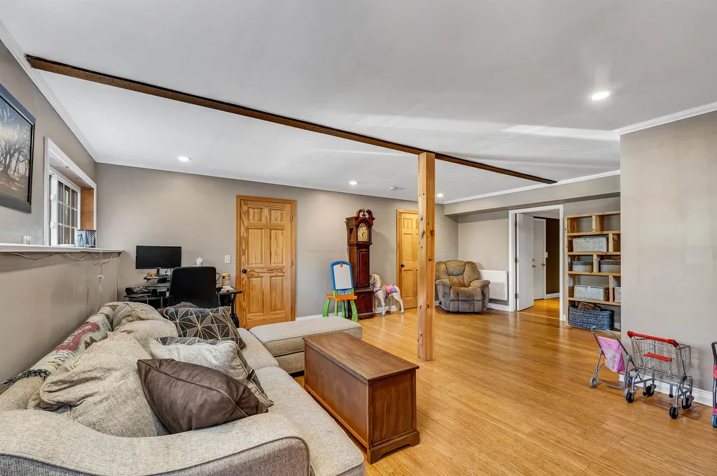 43 Cherub Drive Farmington NH 03835