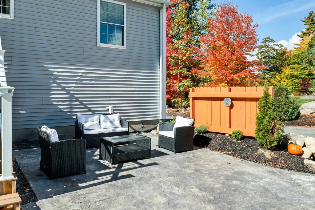 43 Cherub Drive Farmington NH 03835