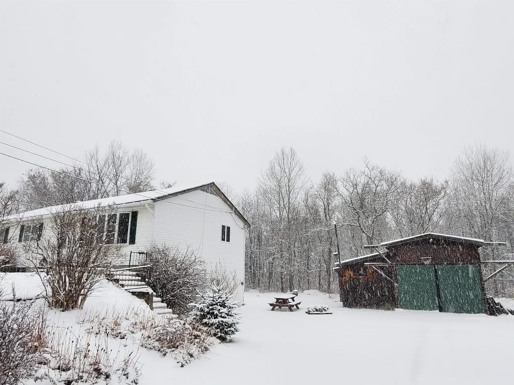 1263 Us Route 4 Canaan NH 03741