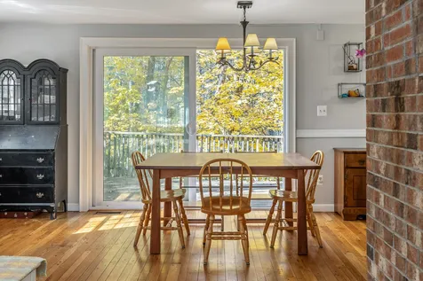 91 Mckenna Road Norwich VT 05055