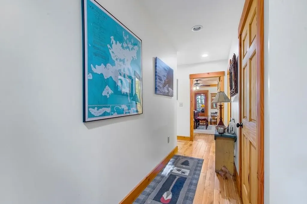 92 Singing Eagle Road Moultonborough NH 03254