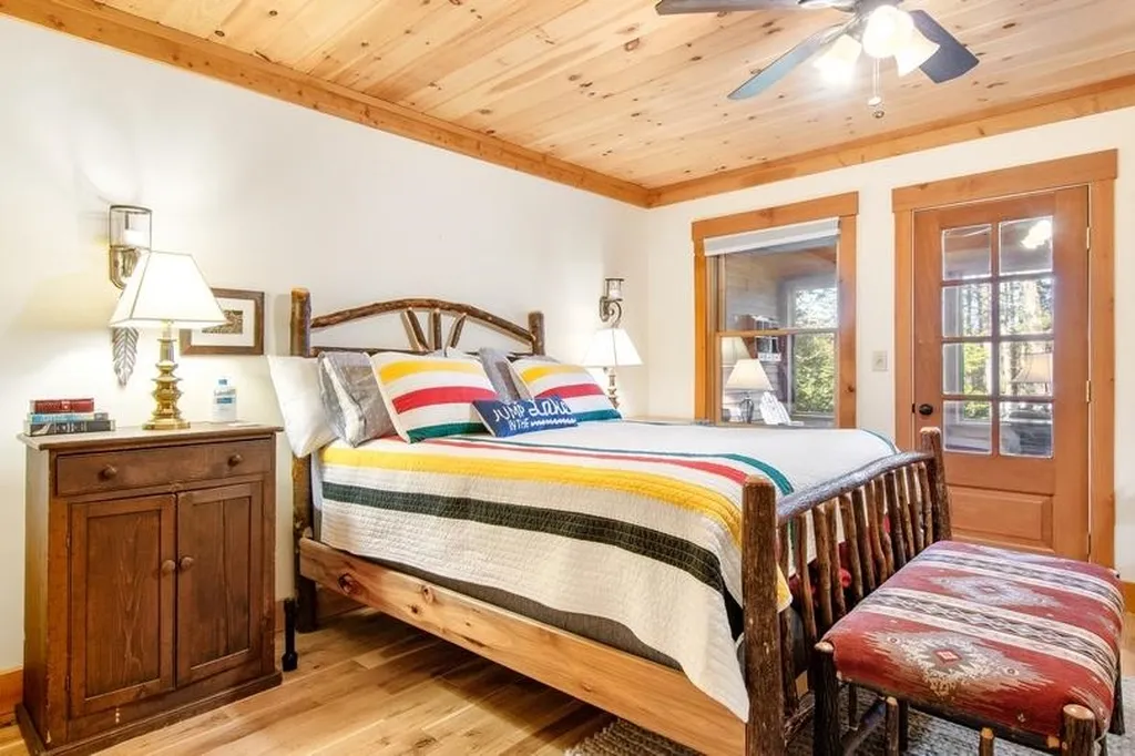 92 Singing Eagle Road Moultonborough NH 03254