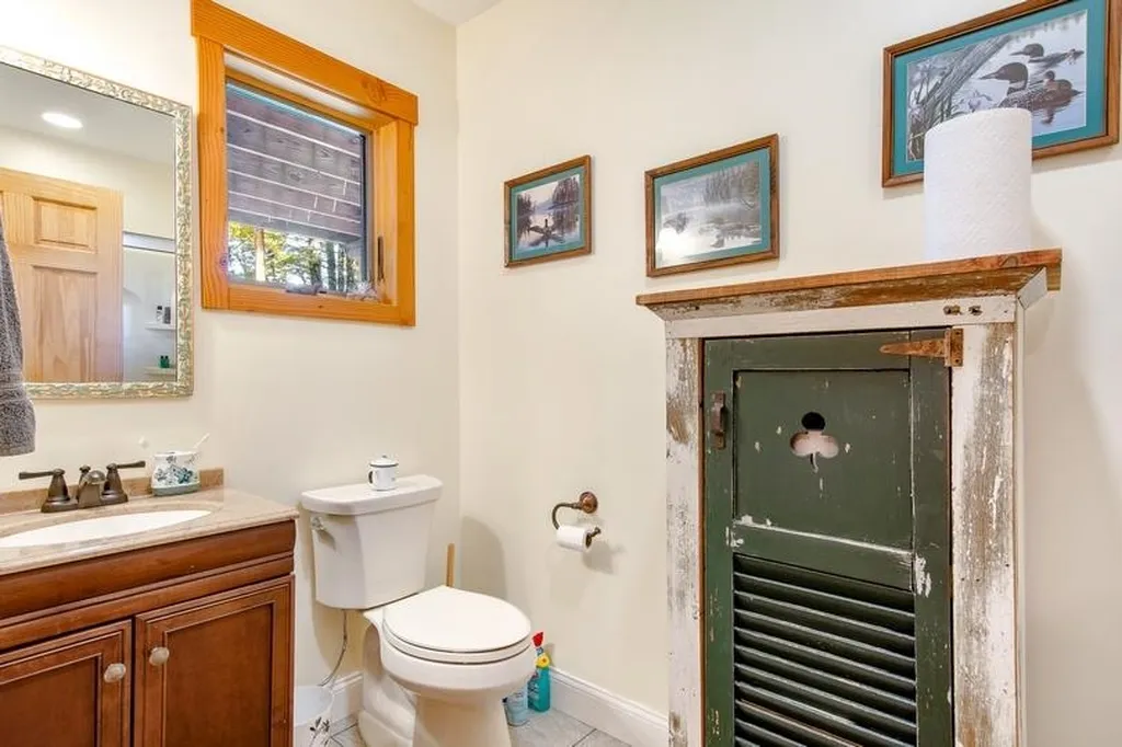 92 Singing Eagle Road Moultonborough NH 03254