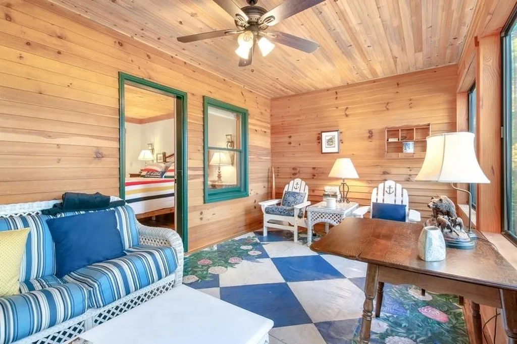 92 Singing Eagle Road Moultonborough NH 03254