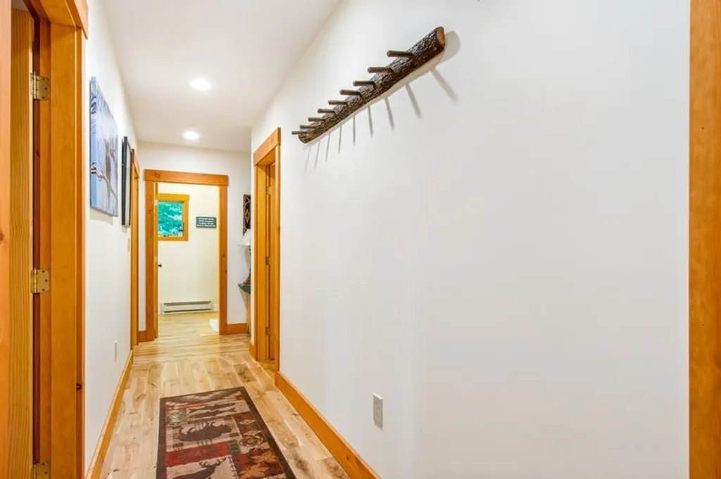 92 Singing Eagle Road Moultonborough NH 03254