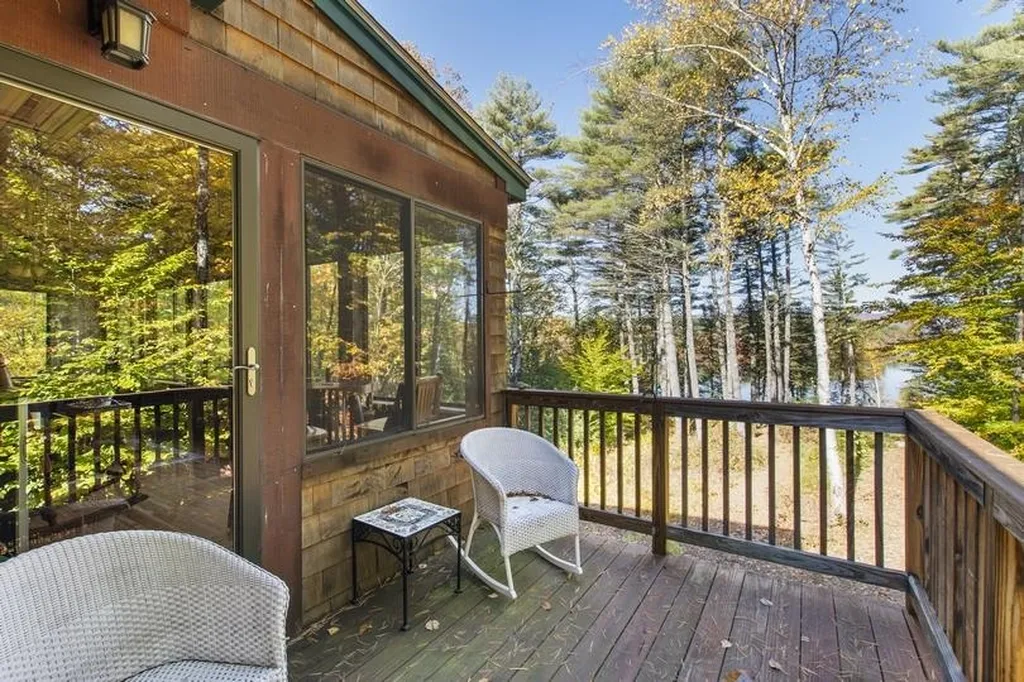 92 Singing Eagle Road Moultonborough NH 03254