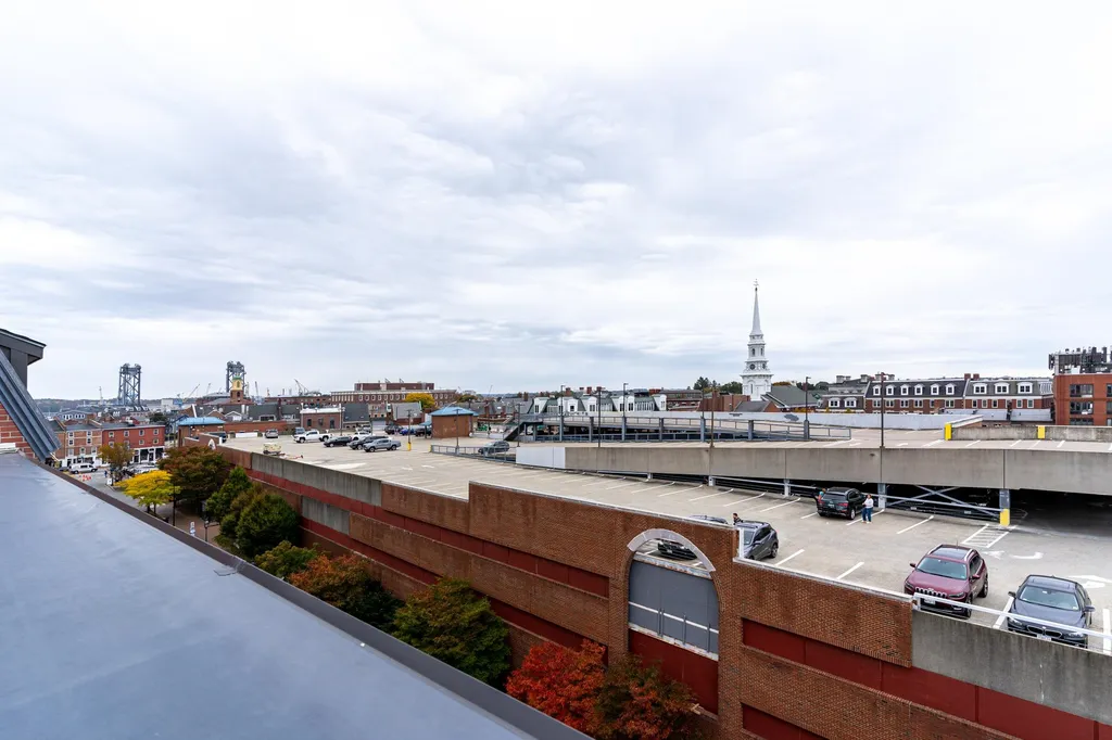 77 Hanover Street Portsmouth NH 03801