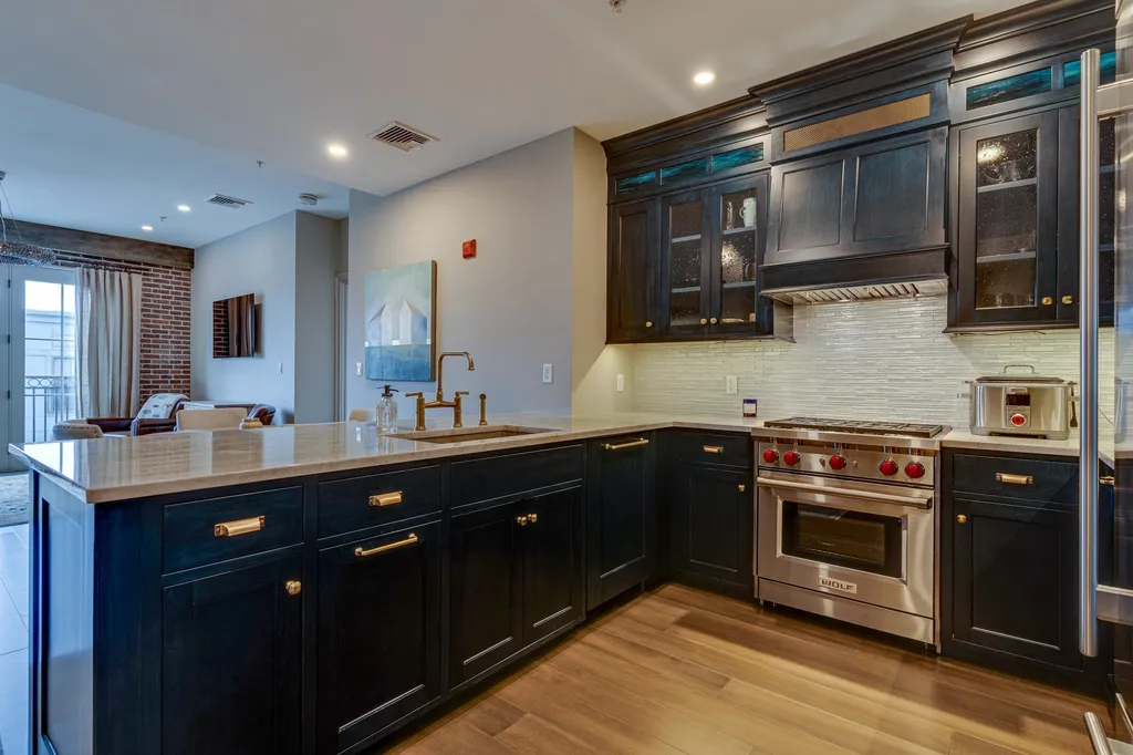 77 Hanover Street Portsmouth NH 03801