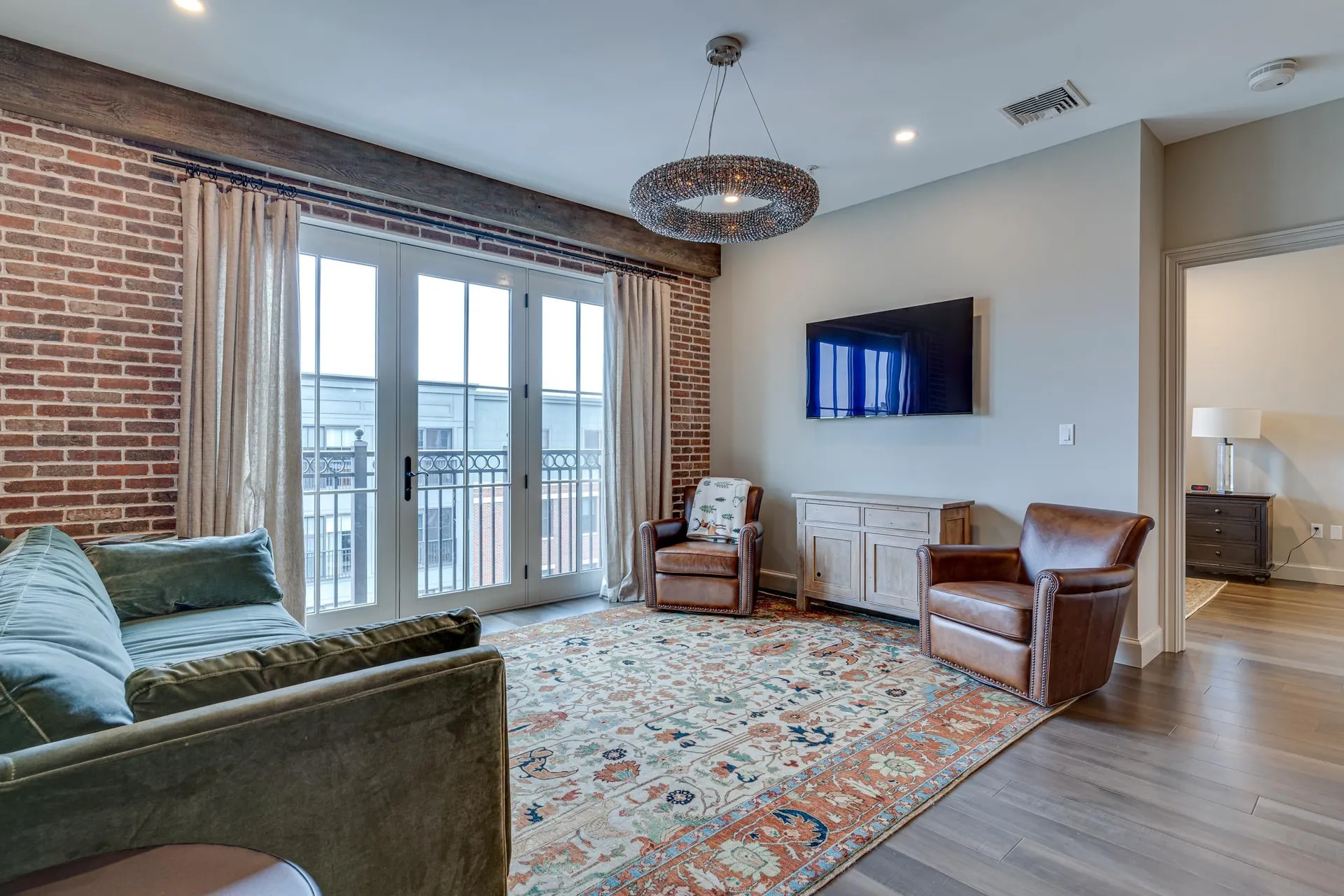 77 Hanover Street Portsmouth NH 03801