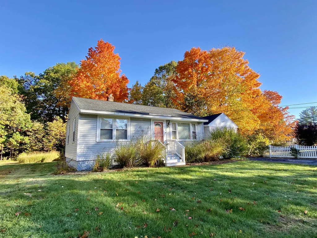 7 Old Colony Road Dover NH 03820