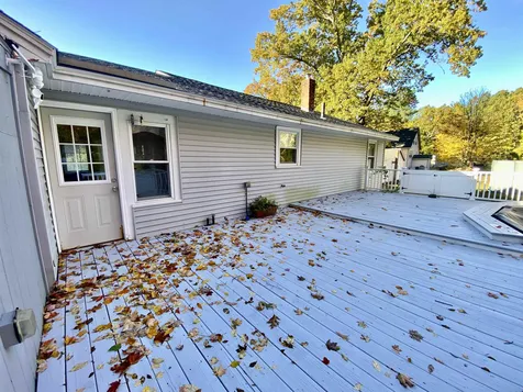 7 Old Colony Road Dover NH 03820