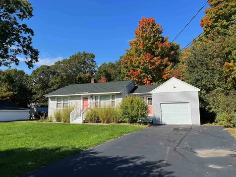 7 Old Colony Road Dover NH 03820