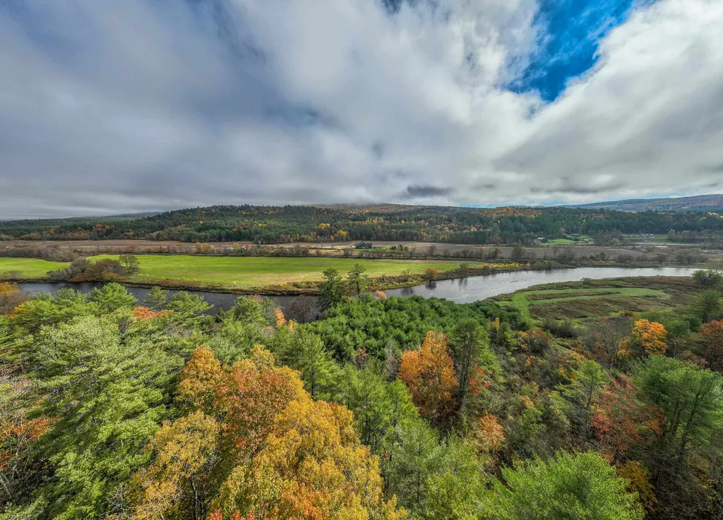Bishop Road Lisbon NH 03585