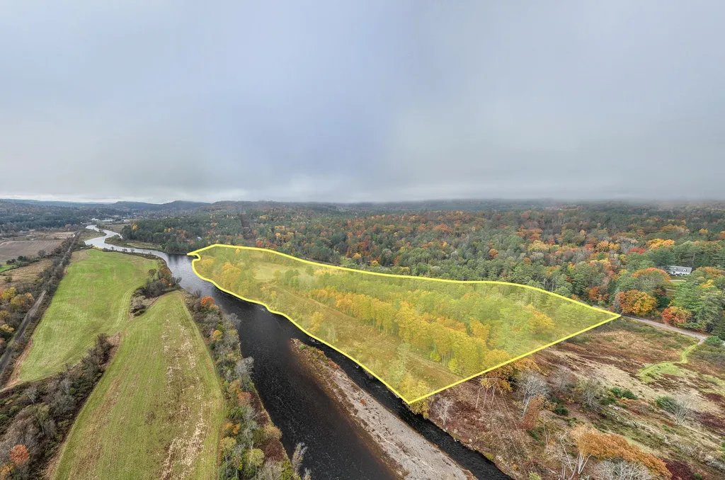 Bishop Road Lisbon NH 03585