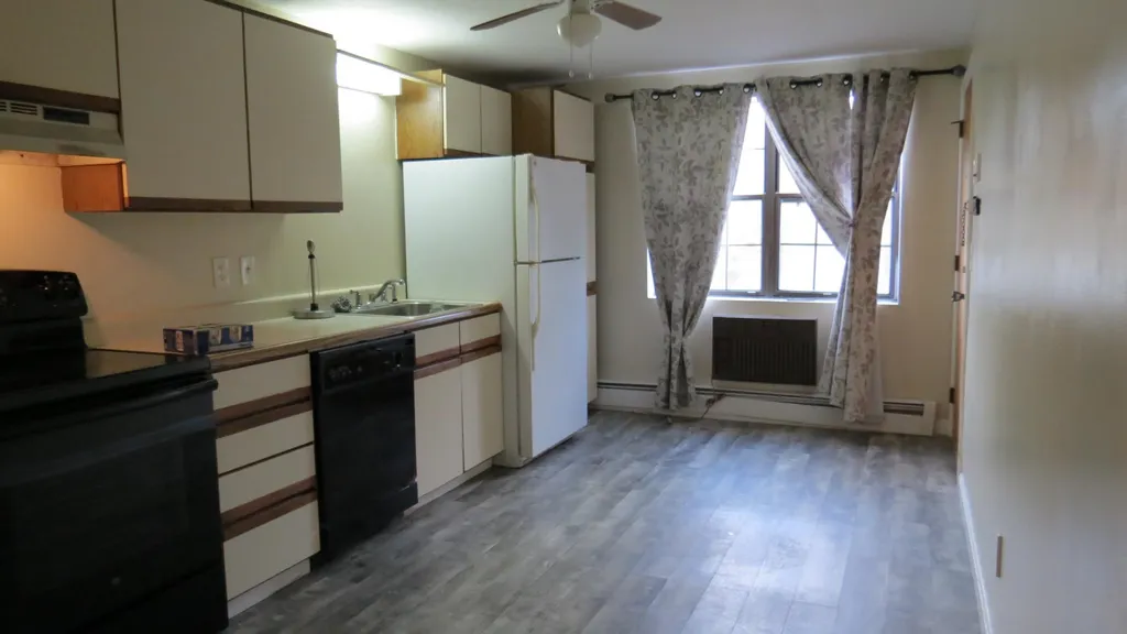 48 Westville Road Plaistow NH 03865