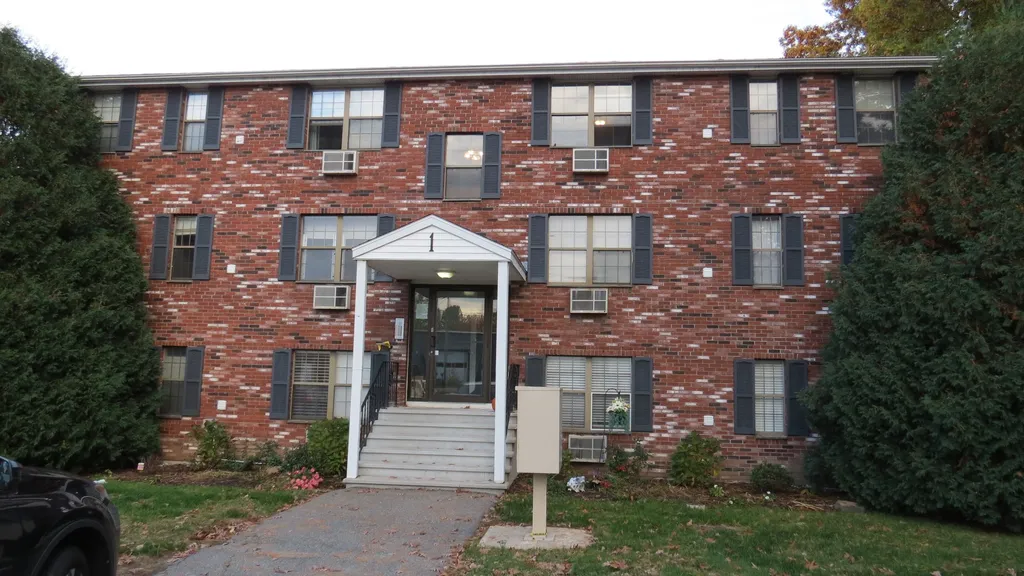 48 Westville Road Plaistow NH 03865