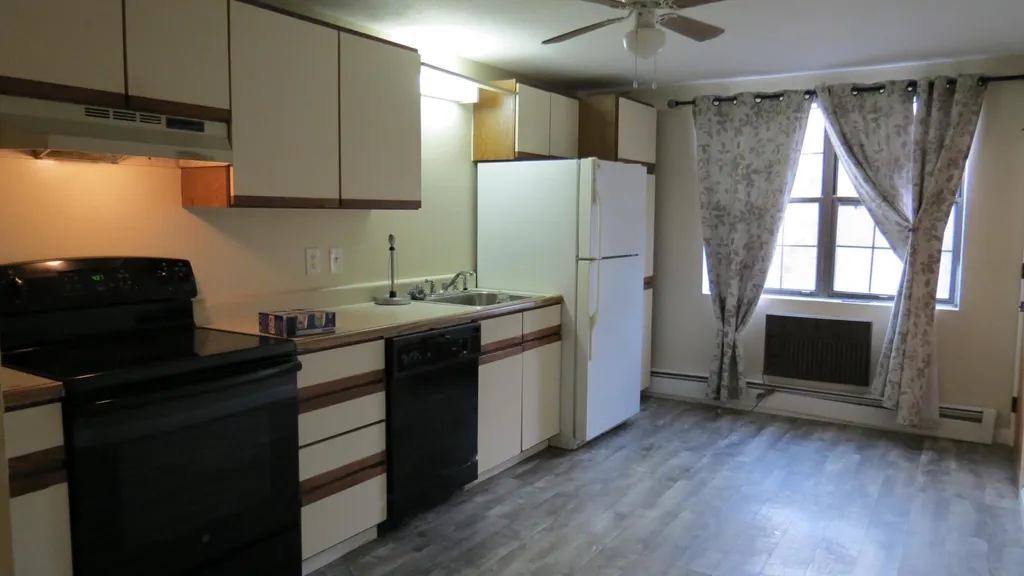 48 Westville Road Plaistow NH 03865