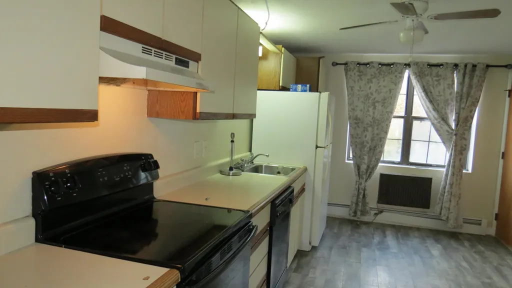 48 Westville Road Plaistow NH 03865