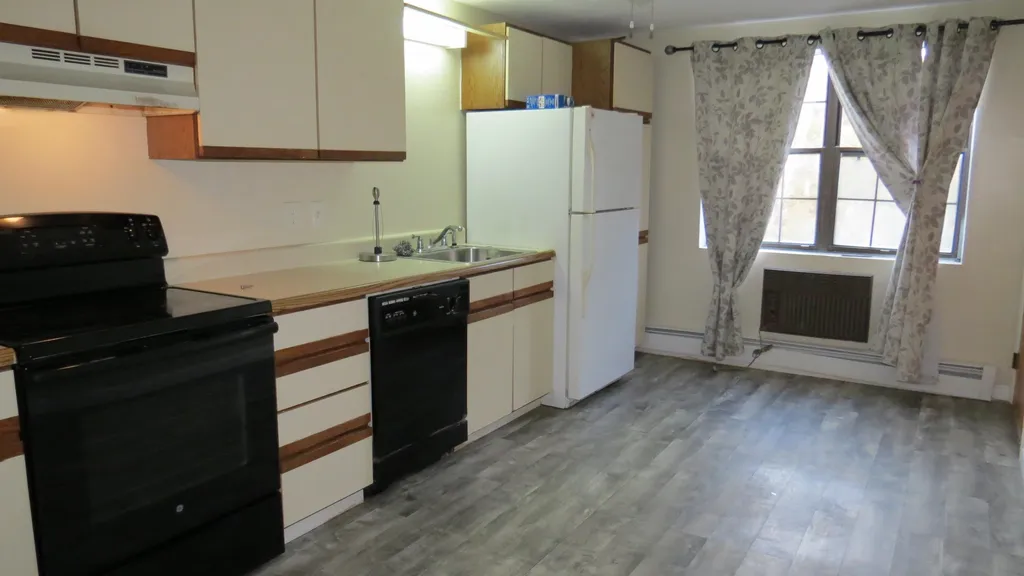 48 Westville Road Plaistow NH 03865