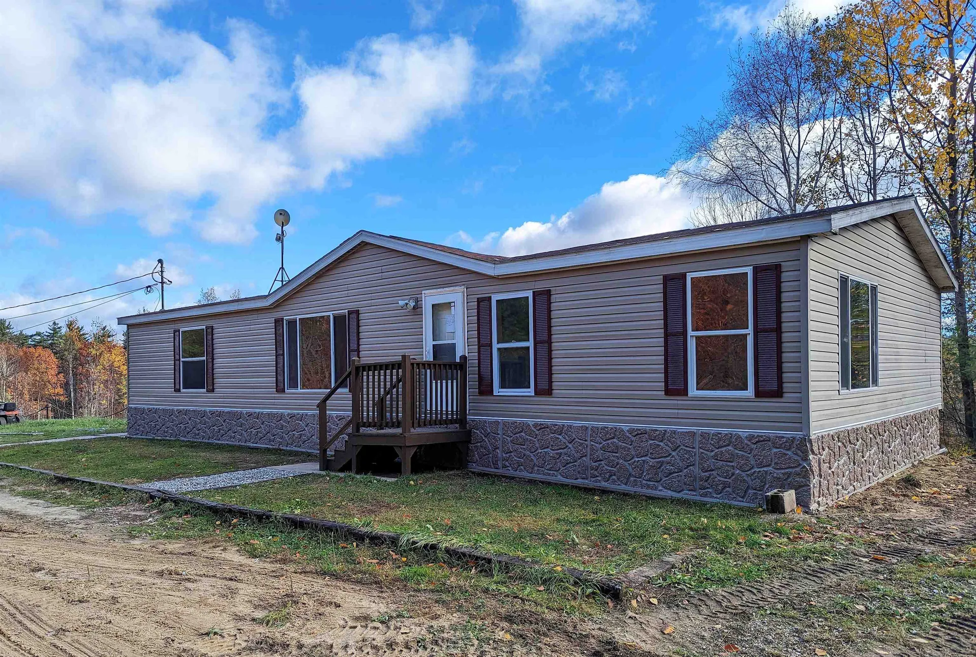 343 Old Temple Road Lyndeborough NH 03082