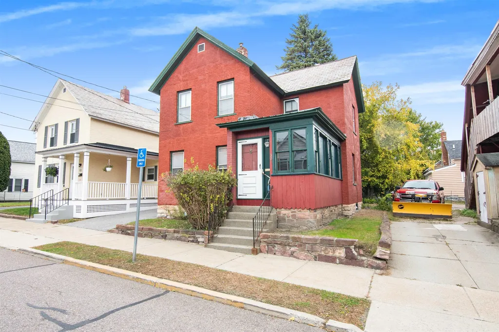 59 North Street Winooski VT 05404