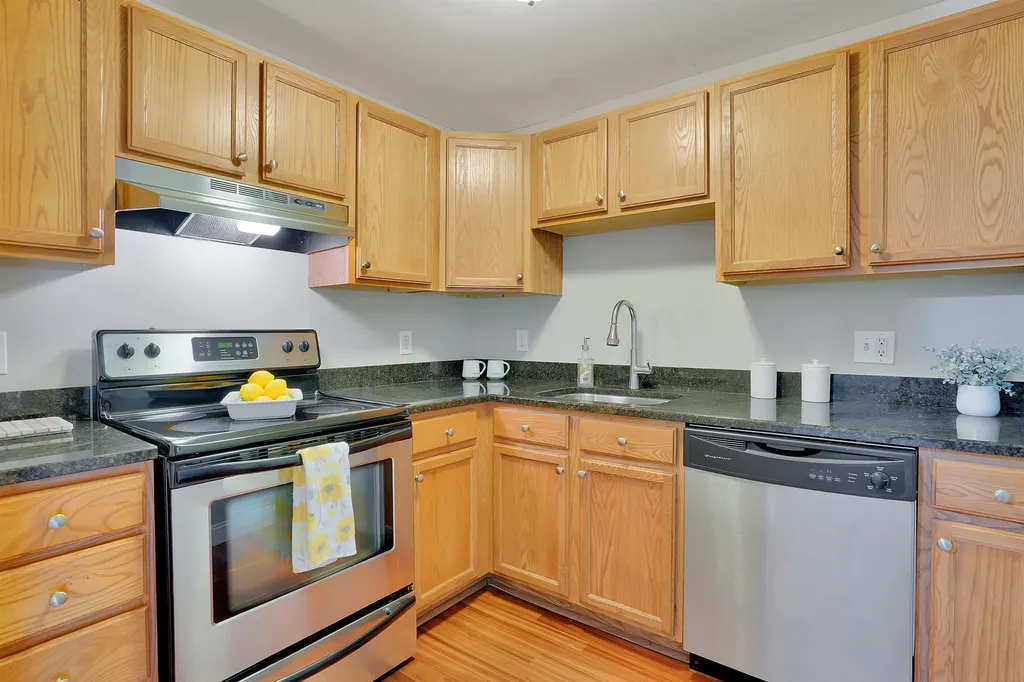 59 Ponemah Hill Road Milford NH 03055