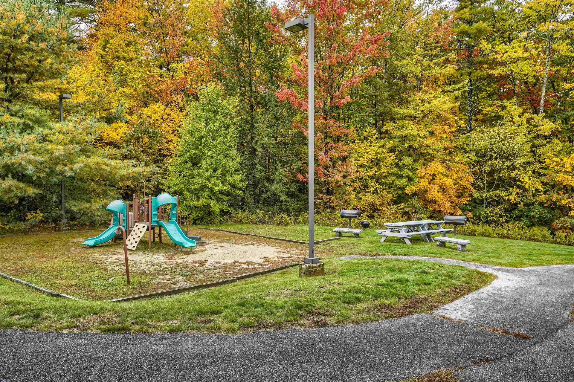 59 Ponemah Hill Road Milford NH 03055