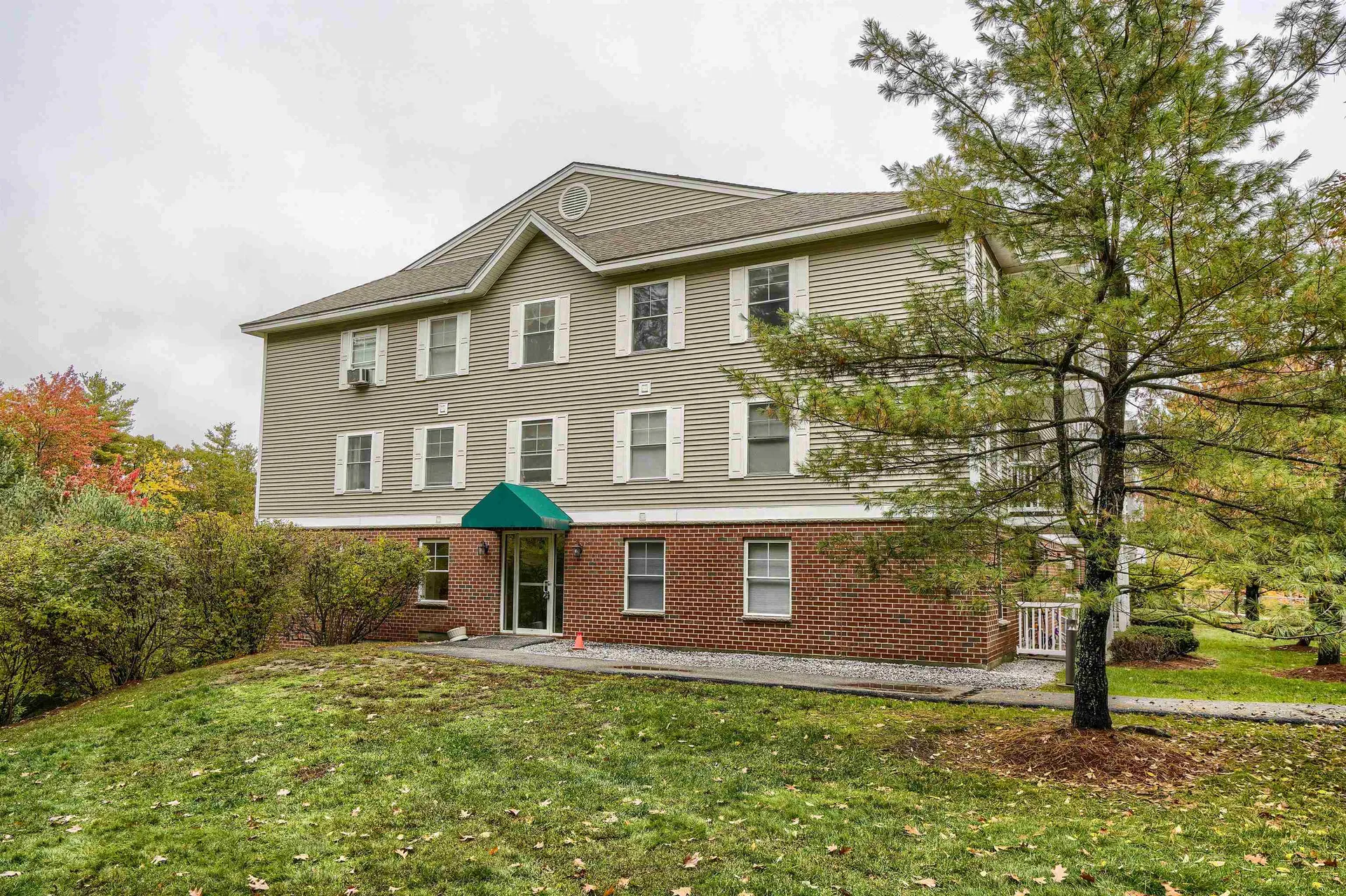 59 Ponemah Hill Road Milford NH 03055