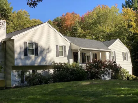 122 Musquash Road Hudson NH 03051