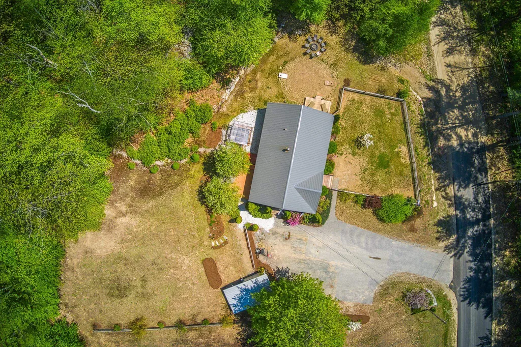 383 Mill Brook Road Thornton NH 03285
