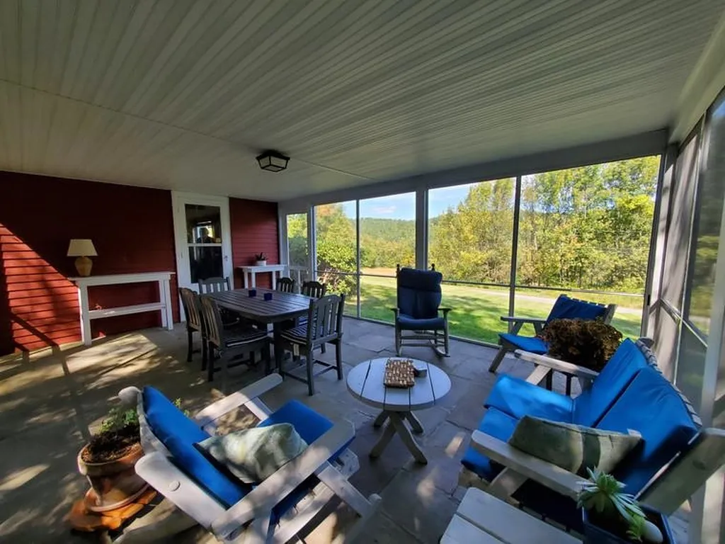 52 Mccusker Road Athens VT 05143