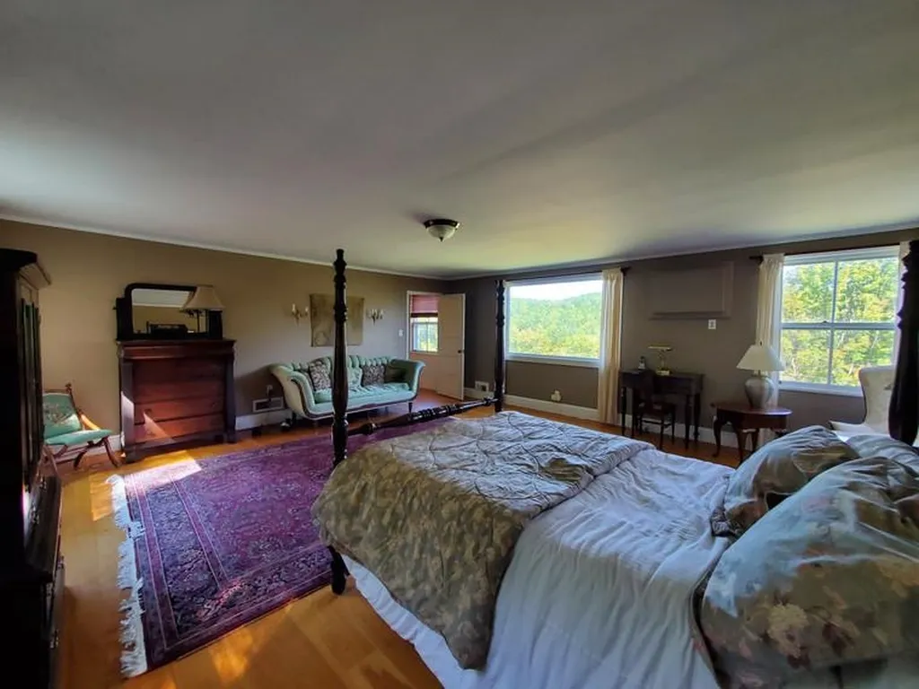 52 Mccusker Road Athens VT 05143
