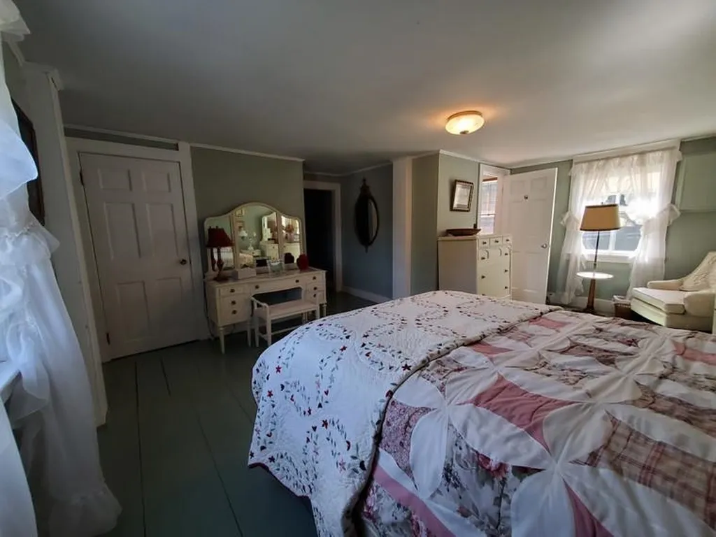 52 Mccusker Road Athens VT 05143