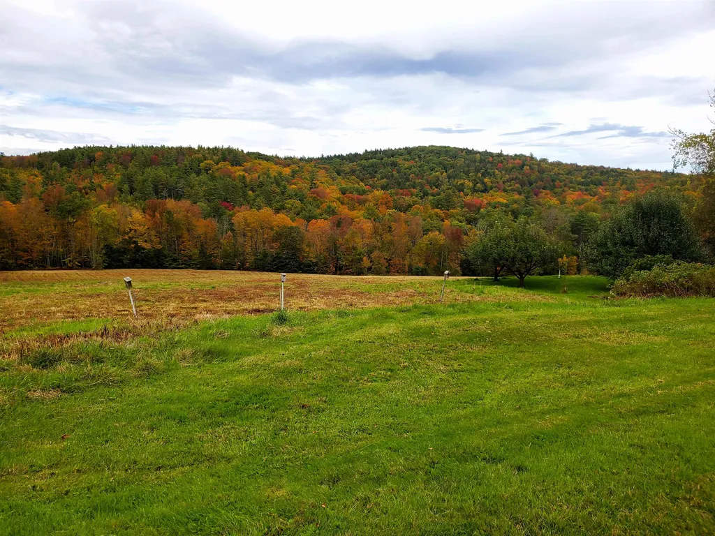 52 Mccusker Road Athens VT 05143
