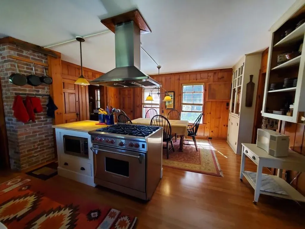 52 Mccusker Road Athens VT 05143
