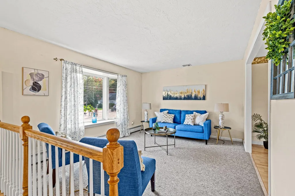 29 Navaho Street Nashua NH 03063