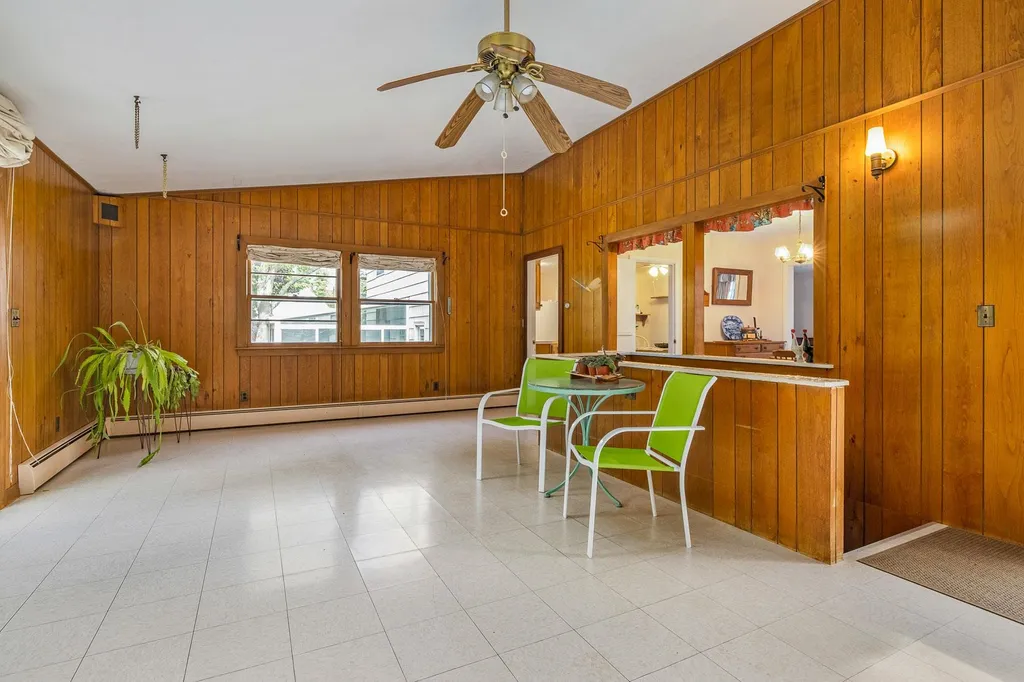 16 Olde Parish Road Rye NH 03870
