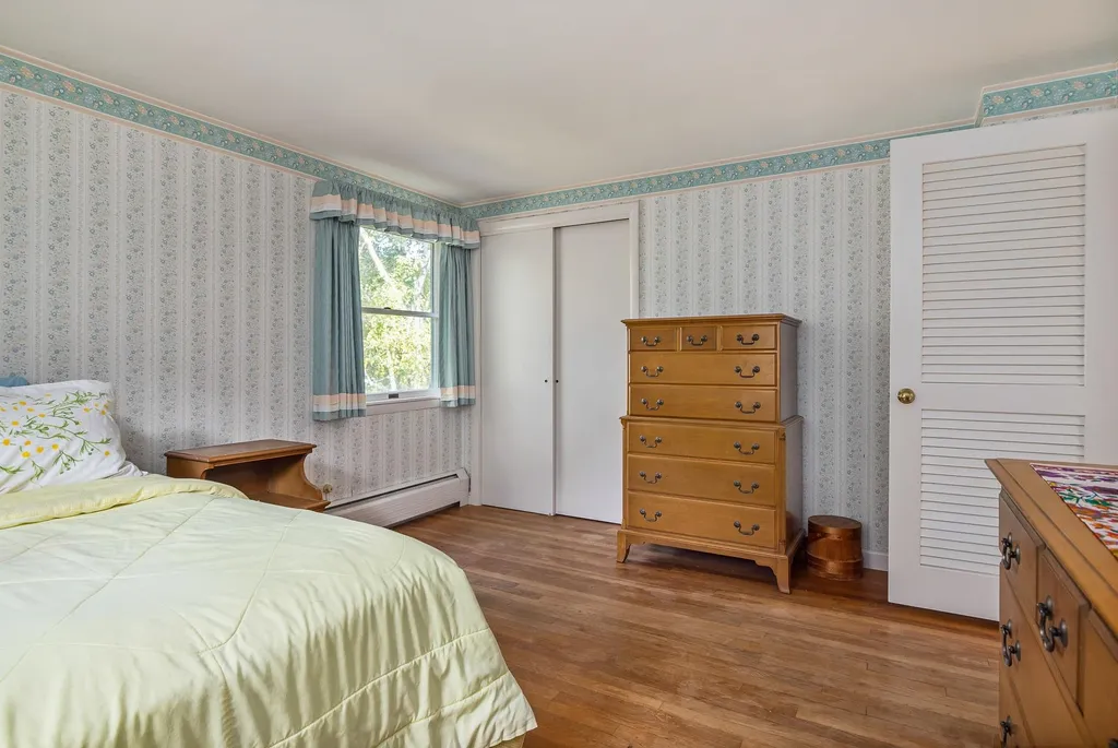 16 Olde Parish Road Rye NH 03870
