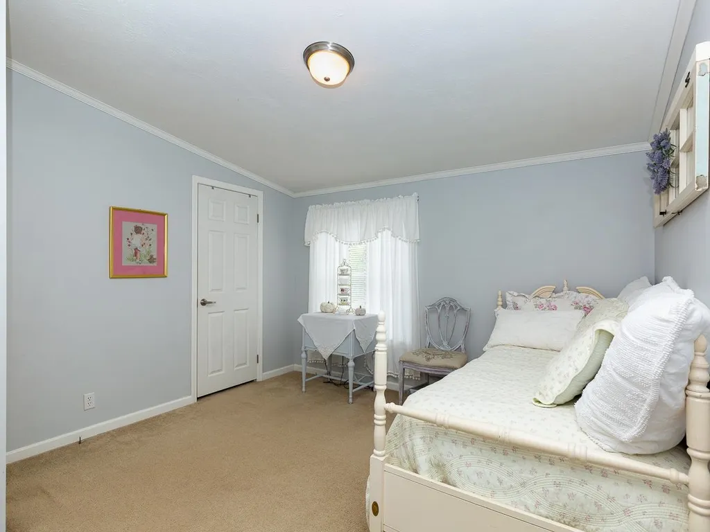 52 Seabreeze Drive North Hampton NH 03862