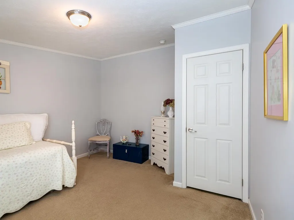 52 Seabreeze Drive North Hampton NH 03862