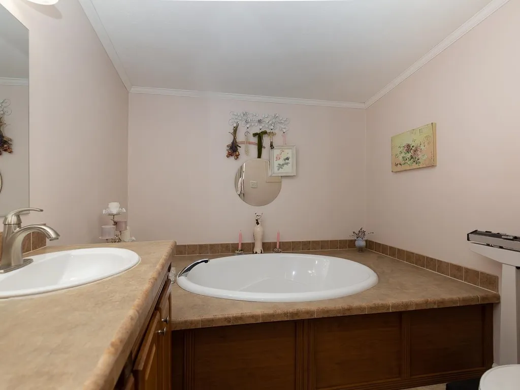 52 Seabreeze Drive North Hampton NH 03862