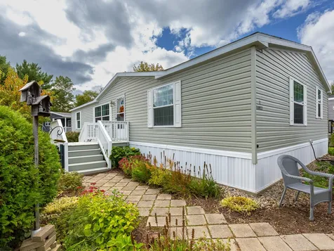 52 Seabreeze Drive North Hampton NH 03862