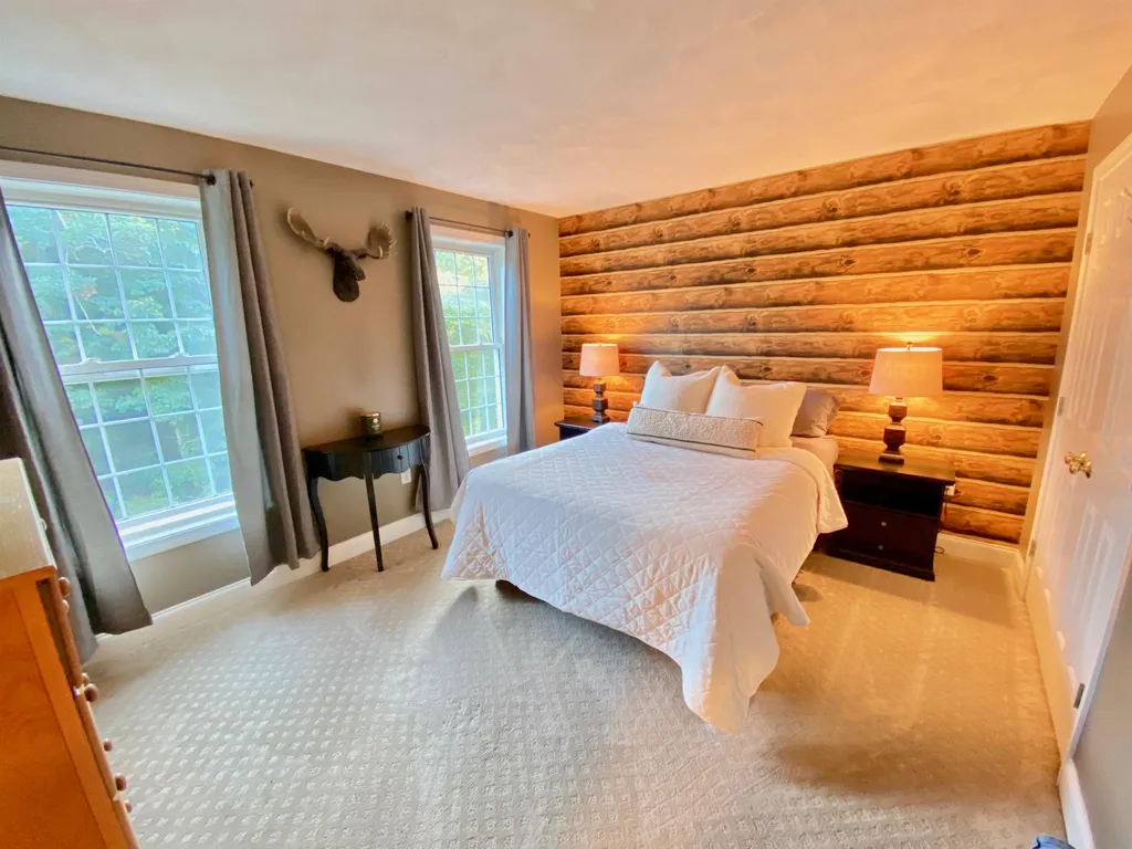 8 Settlers Ridge Road Windham NH 03087