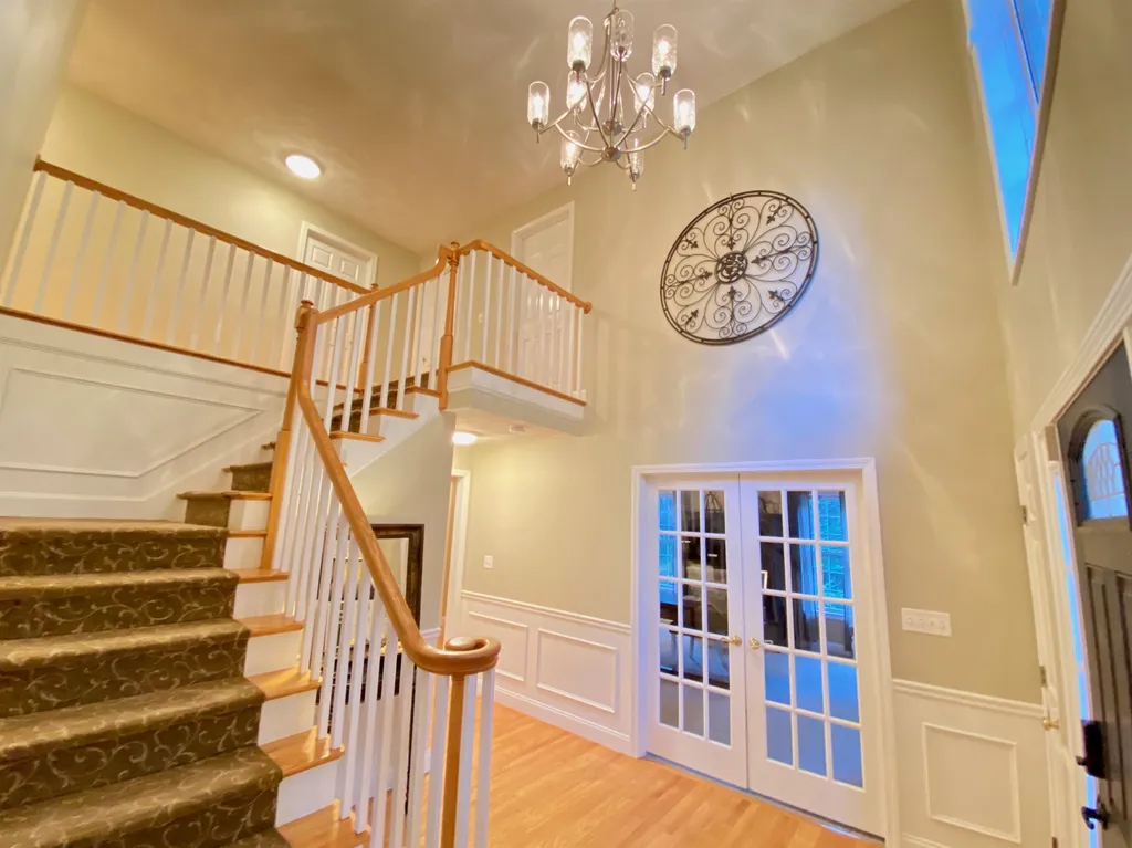 8 Settlers Ridge Road Windham NH 03087